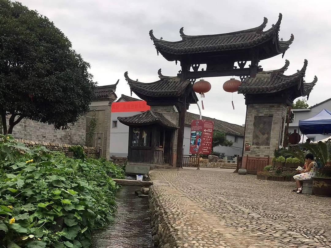 逃离无人城堡